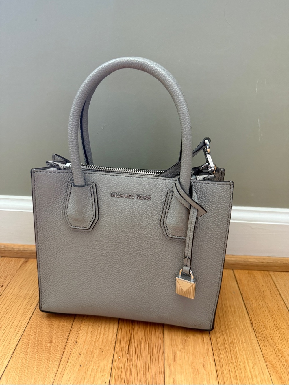 Michael Kors Small Gray Pebbled Leather Handbag Purse